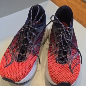 Saucony Women's Coral and Navy Athletic Running Shoes